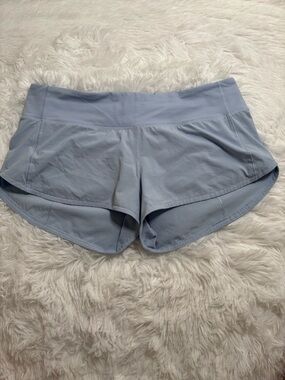 lululemon athletica blue linen low rise speed up shorts size 8, 2.5”
